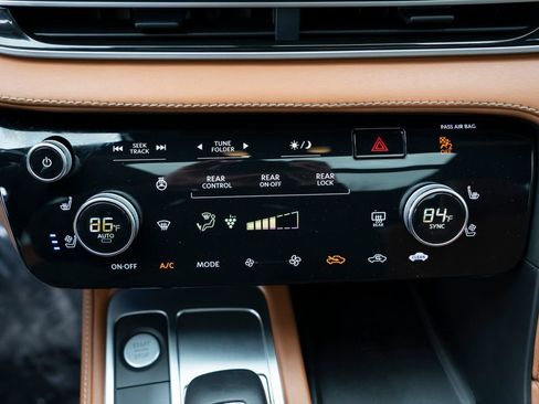 Used 2025 INFINITI QX60 Autograph w/ Cargo Package image 31