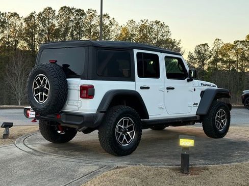 New 2026 Jeep Wrangler Unlimited Rubicon AWD/4WD image 7