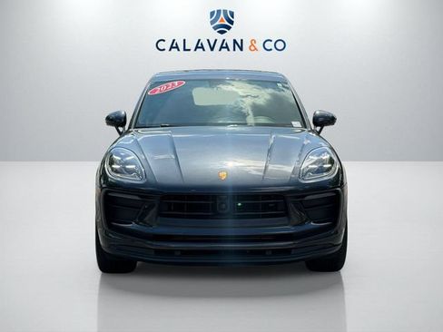 Used 2023 Porsche Macan AWD/4WD image 2