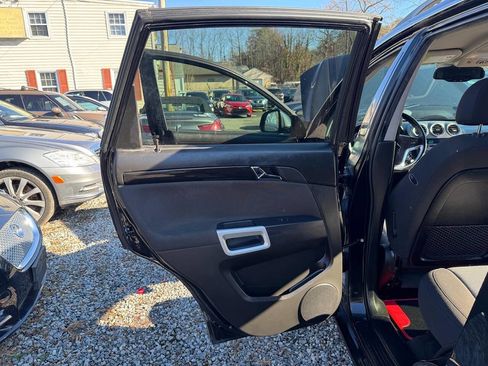 Used 2014 Chevrolet Captiva Sport LT image 26