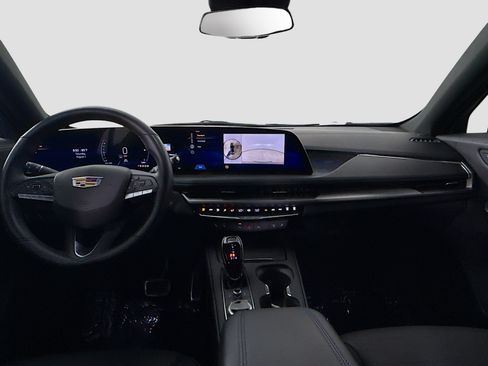 Used 2025 Cadillac XT4 Sport w/ LPO, Onyx Lite Package FWD image 24