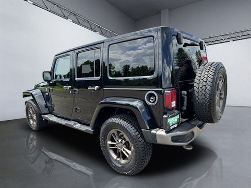 Used 2017 Jeep Wrangler Unlimited Sahara AWD/4WD image 5