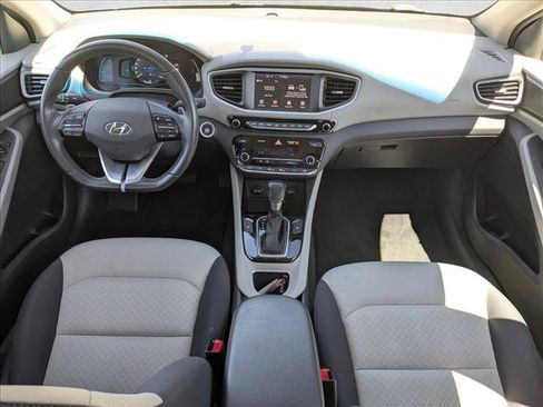 Used 2018 Hyundai Ioniq SEL FWD image 16
