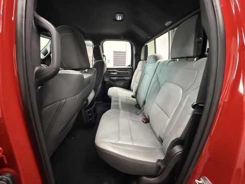 Used 2022 RAM 1500 Big Horn AWD/4WD image 22