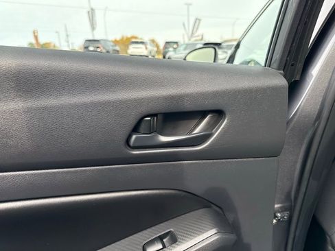 Used 2024 Nissan Altima 2.5 SV image 31