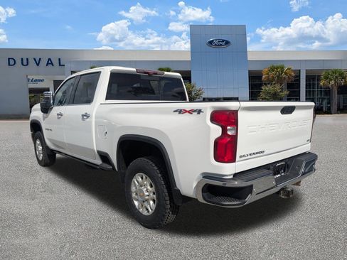 Used 2022 Chevrolet Silverado 2500 LTZ w/ LTZ Convenience Package image 6