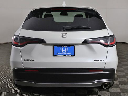 Used 2023 Honda HR-V Sport image 11