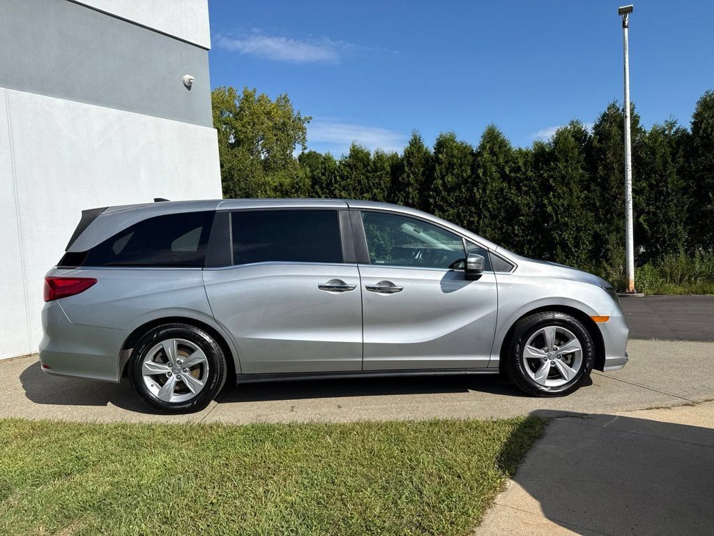 Used 2019 Honda Odyssey EX-L image 2