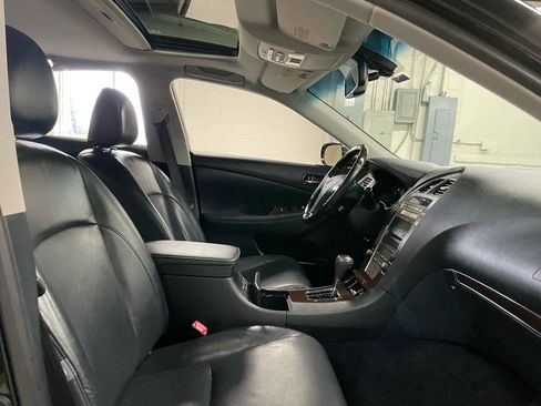 Used 2011 Lexus ES 350 image 12