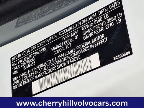 Certified 2025 Volvo V60 B5 Cross Country Plus image 28