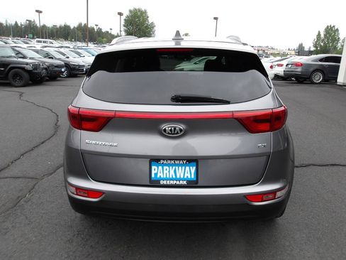 Used 2017 Kia Sportage EX AWD/4WD image 4