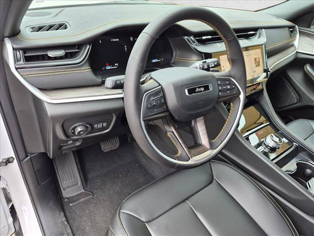New 2026 Jeep Grand Cherokee Limited AWD/4WD image 3