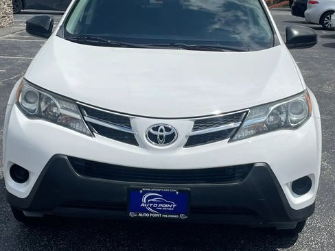 Used 2015 Toyota RAV4 LE FWD image 2