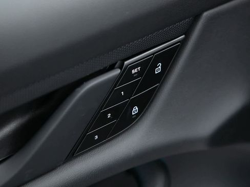 Certified 2024 Porsche Taycan 4 Cross Turismo image 19