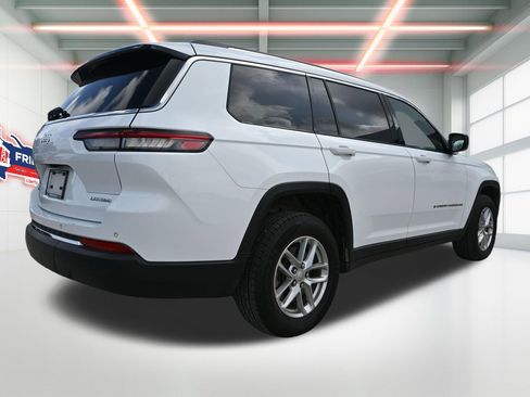 Used 2023 Jeep Grand Cherokee L Laredo AWD/4WD image 3