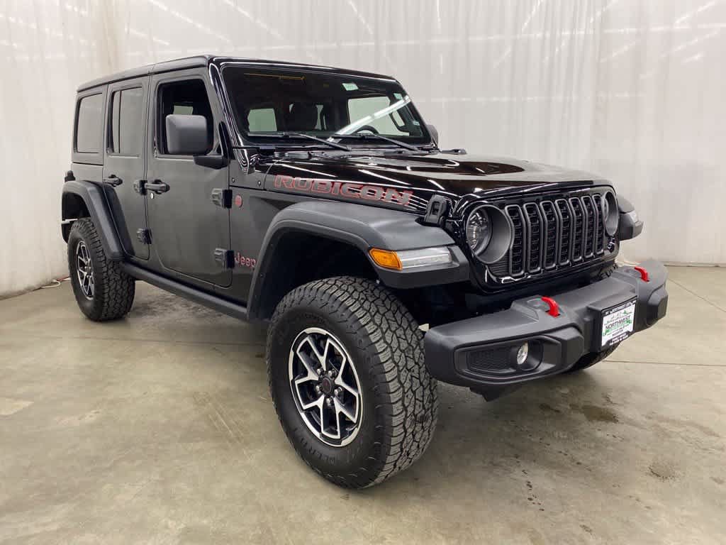 Used 2025 Jeep Wrangler Unlimited Rubicon AWD/4WD image 8