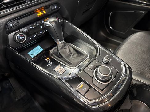 Used 2018 MAZDA CX-9 Touring w/ Touring Premium Package image 19