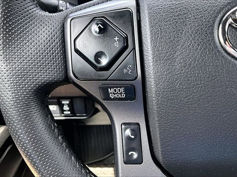 Used 2023 Toyota Tacoma TRD Sport w/ Black Out Package (TMS) AWD/4WD image 17