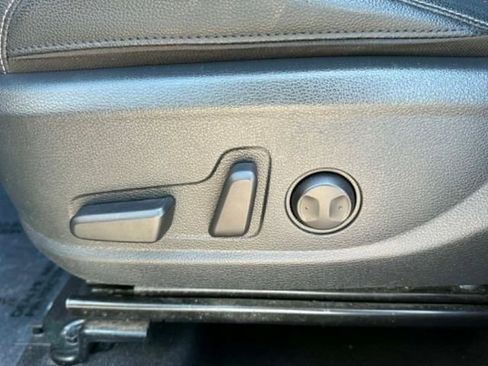 Used 2020 Kia Soul EX FWD image 11
