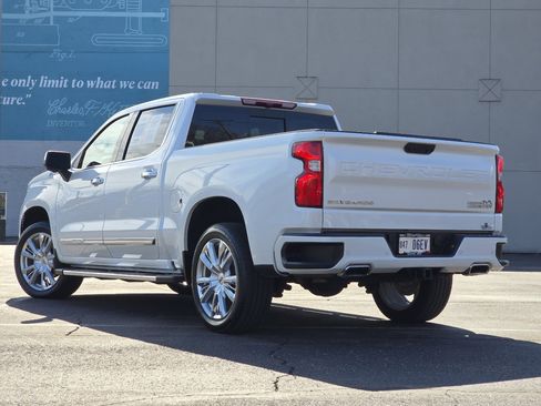 Used 2024 Chevrolet Silverado 1500 High Country image 28
