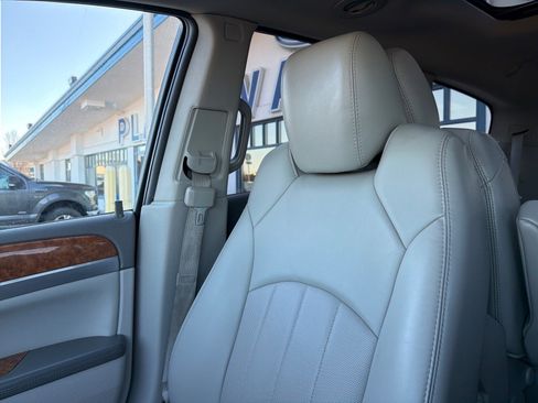Used 2012 Buick Enclave Leather image 13