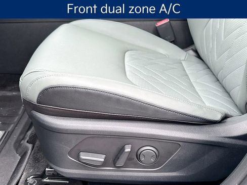 Used 2025 Kia Sportage X-Line image 22