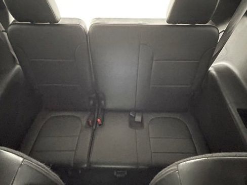 Used 2018 Chevrolet Traverse LT image 45