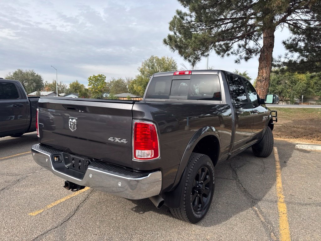 Used 2016 RAM 2500 Laramie w/ Convenience Group AWD/4WD image 4