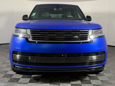 New 2025 Land Rover Range Rover SV image 12
