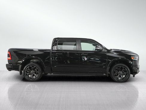 Used 2020 RAM 1500 Limited w/ Black Appearance Package AWD/4WD image 6