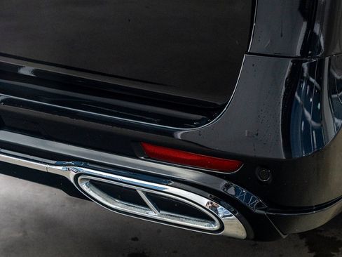 Used 2020 Mercedes-Benz Metris Passenger image 31