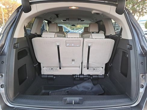 Certified 2025 Honda Odyssey Touring image 9