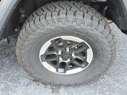 Used 2018 Jeep Wrangler Unlimited Rubicon AWD/4WD image 36