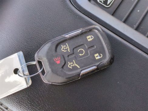 Used 2020 Chevrolet Suburban Premier image 35