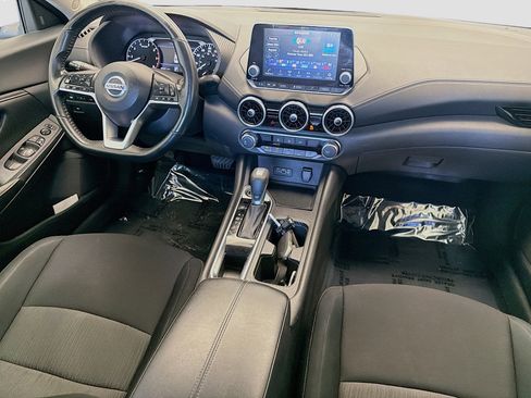 Used 2022 Nissan Sentra SV image 12