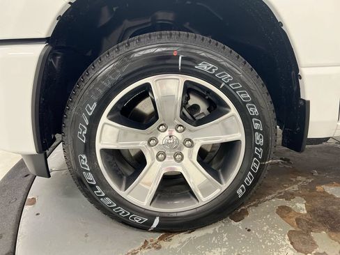 New 2026 RAM 1500 Express AWD/4WD image 26