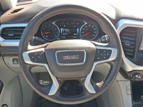 Used 2019 GMC Acadia SLT w/ LPO, Floor Liner Package image 23