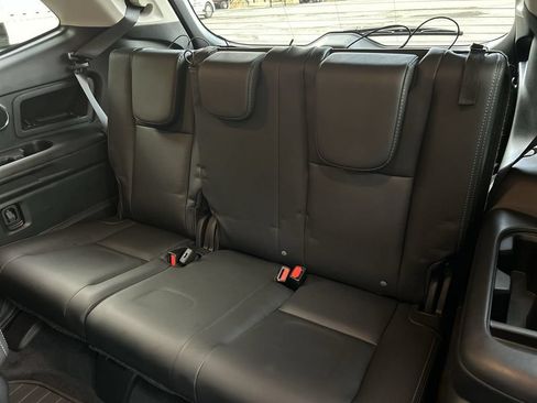 Used 2024 Subaru Ascent Touring AWD/4WD image 24