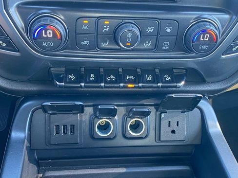 Used 2015 Chevrolet Silverado 1500 LTZ Z71 w/ LTZ Plus Package AWD/4WD image 17