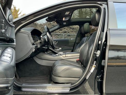 Used 2018 Mercedes-Benz Maybach S 560 4MATIC image 13