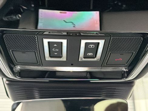 New 2026 Land Rover Range Rover Velar S AWD/4WD image 19