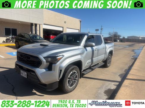 Used 2024 Toyota Tacoma TRD Sport image 1