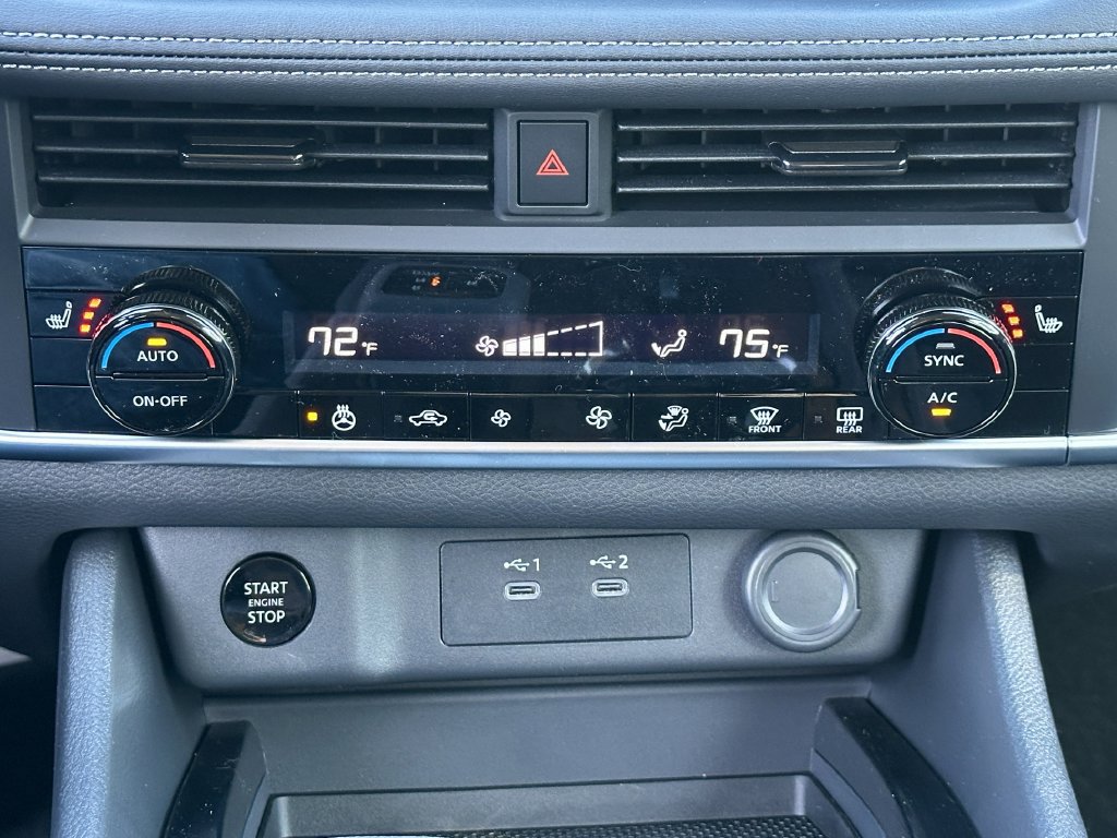 New 2026 Nissan Rogue SV w/ Cold Weather Package AWD/4WD image 18