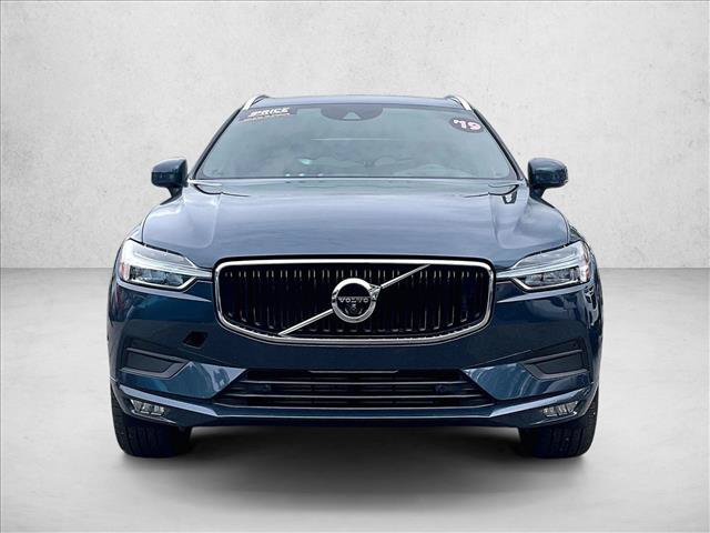 Used 2019 Volvo XC60 T5 Momentum w/ Multimedia Package FWD image 3