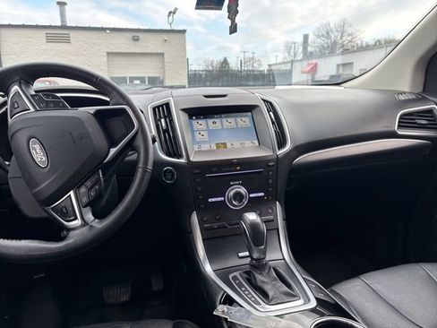 Used 2018 Ford Edge Titanium w/ Equipment Group 302A image 11