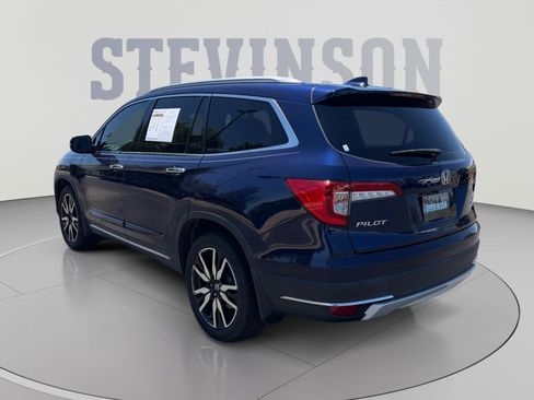 Used 2019 Honda Pilot Touring image 3