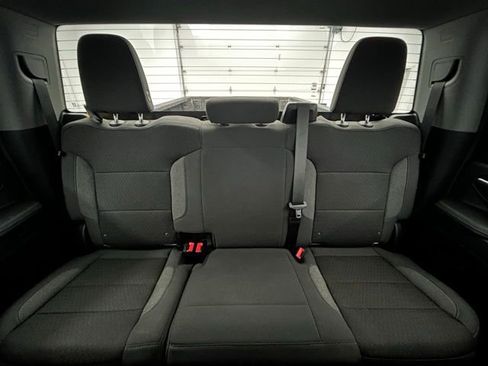 Used 2024 GMC Sierra 2500 SLE w/ SLE Convenience Package image 32