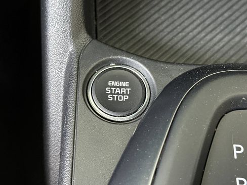 Used 2025 Kia K4 FWD image 17