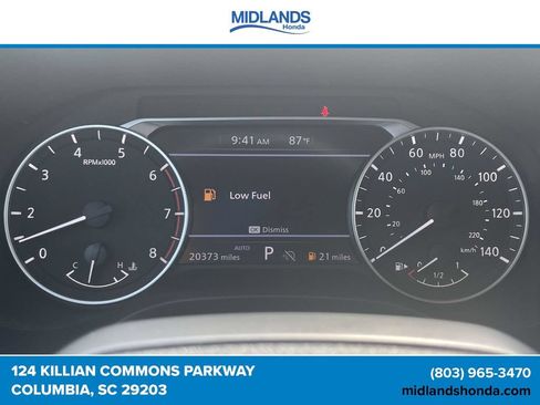 Used 2025 Nissan Rogue S AWD/4WD image 18