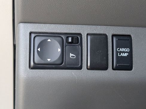 Certified 2020 Nissan Frontier SV w/ Midnight Edition Floor Mats RWD image 23